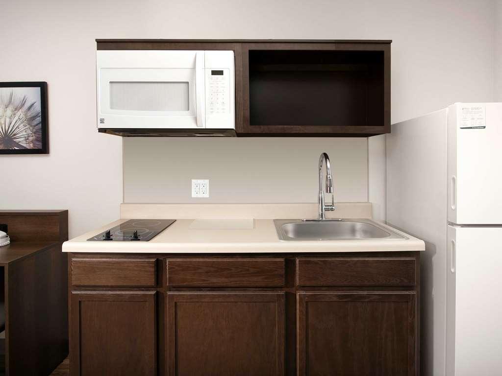 Woodspring Suites 웨스트먼로 객실 사진